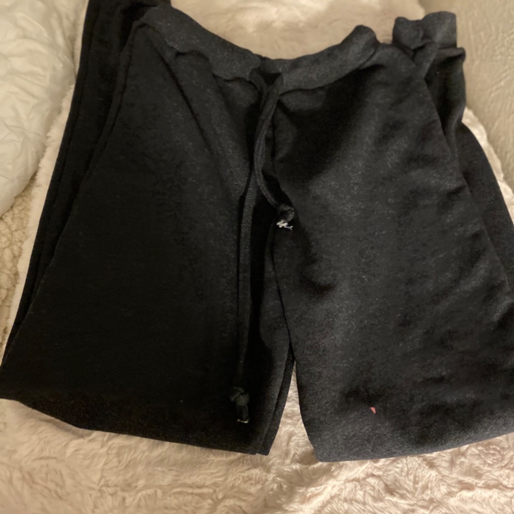 Joggers - Picture 2 of 3